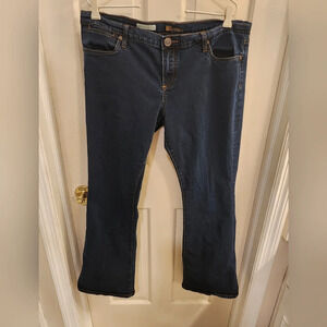 Kut from the Kloth Michelle slim flare size 14 dark wash
